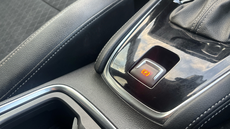 Vauxhall Grandland X 1.6 Turbo D Sport Nav 5dr Auto Diesel Hatchback